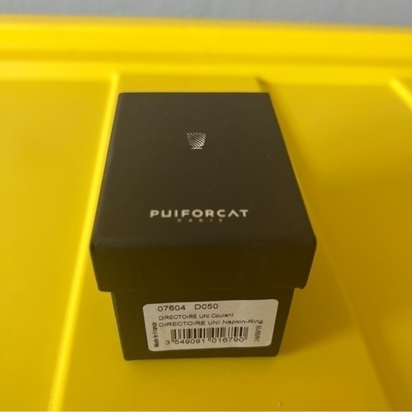 Puiforcat Cyclamen Napkin Ring - Picture 2 of 10